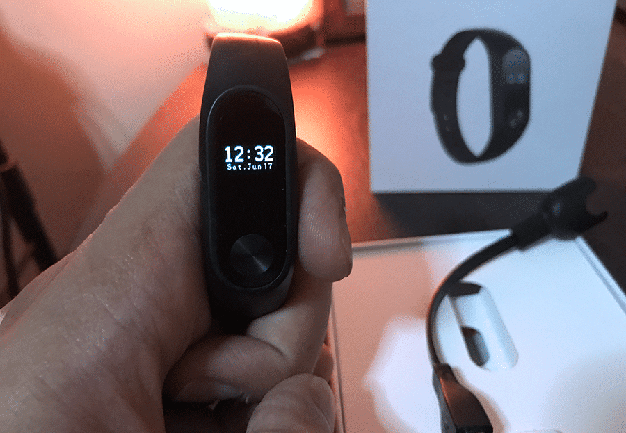 Xiaomi Mi Band 2 unboxing